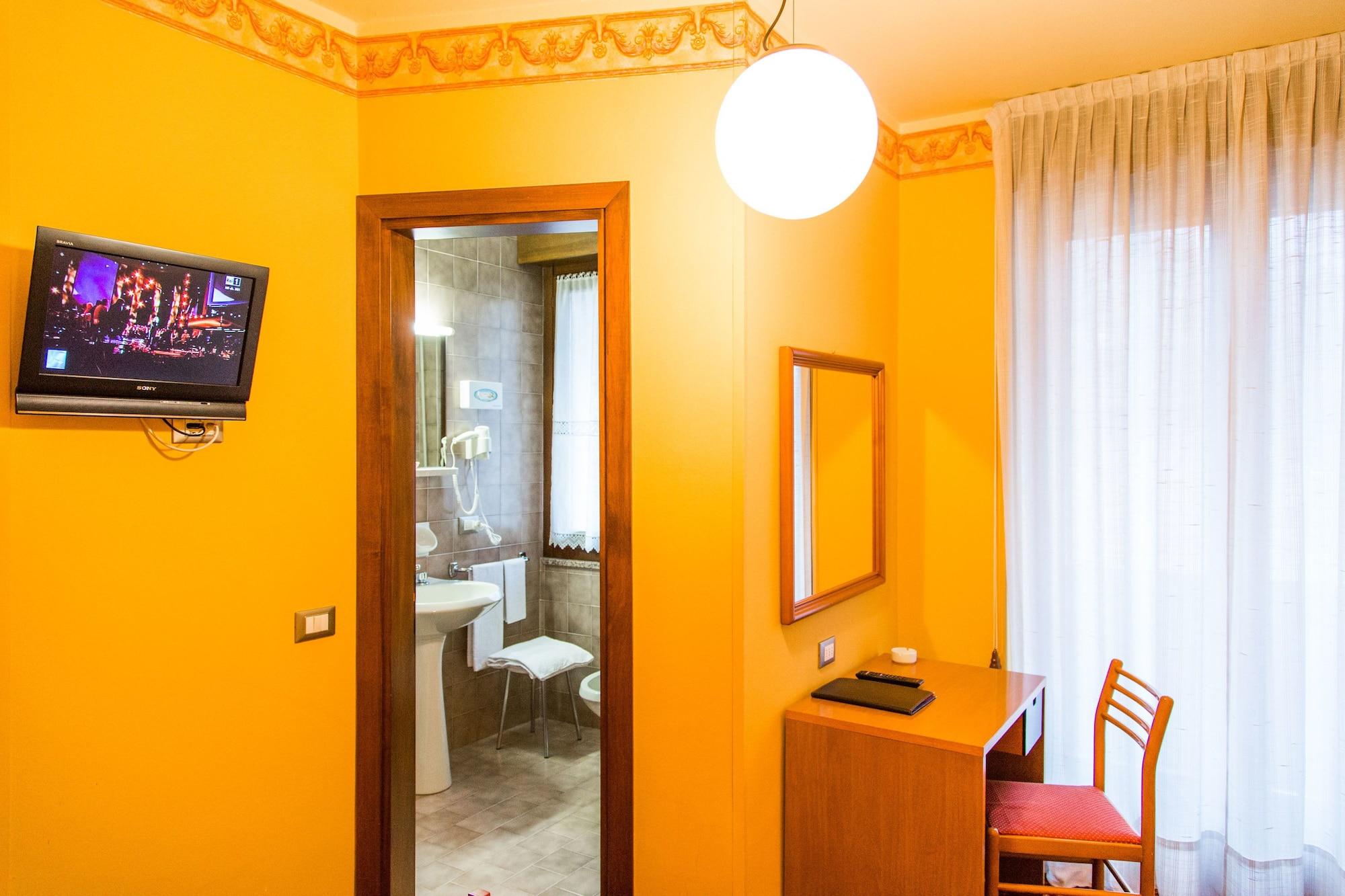 Boario Terme Hotel Diana מראה חיצוני תמונה