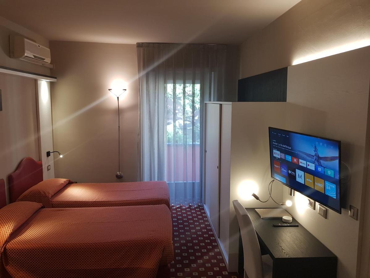 Boario Terme Hotel Diana מראה חיצוני תמונה