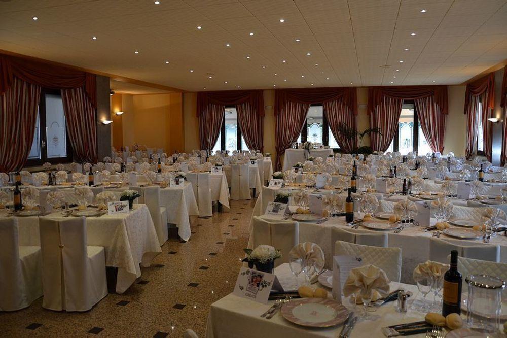 Boario Terme Hotel Diana מראה חיצוני תמונה